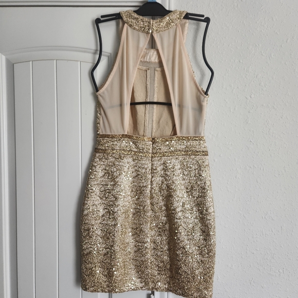 Gold Label Wow Couture Beaded & Gold Sequins Size Medium - Picture 5 of 10